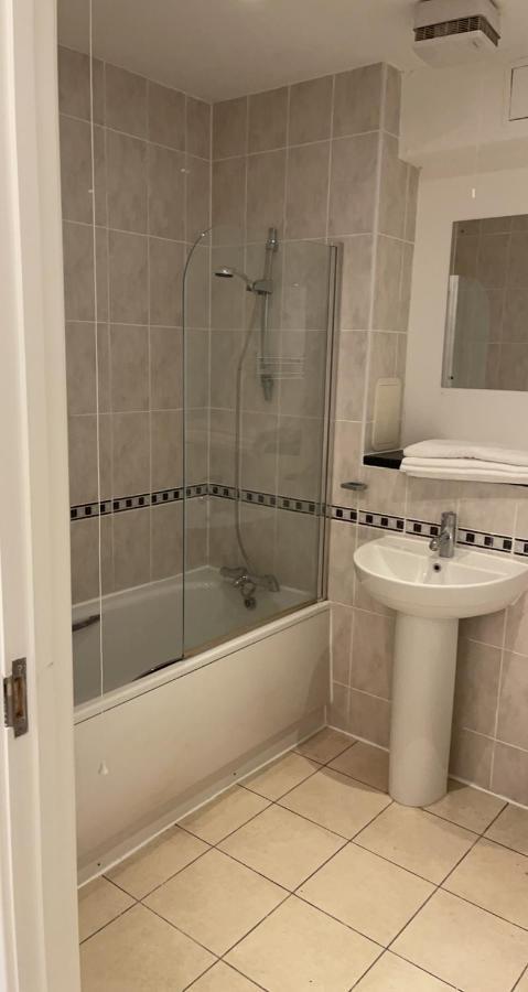 Fs Luxury Apartments Лондон Екстериор снимка